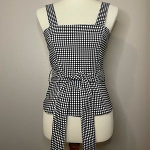 Houndstooth print top with belt